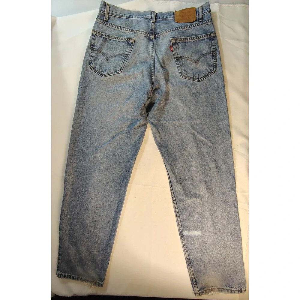 Levis 550 Relaxed Fit Jeans Mens 36x32 Light Wash Blue Vintage 90s Denim Tapered